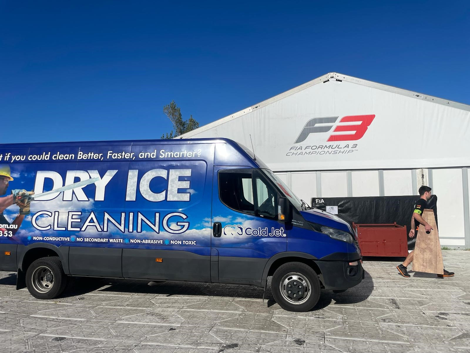 Saturday Delivery Fee – Required for Sat